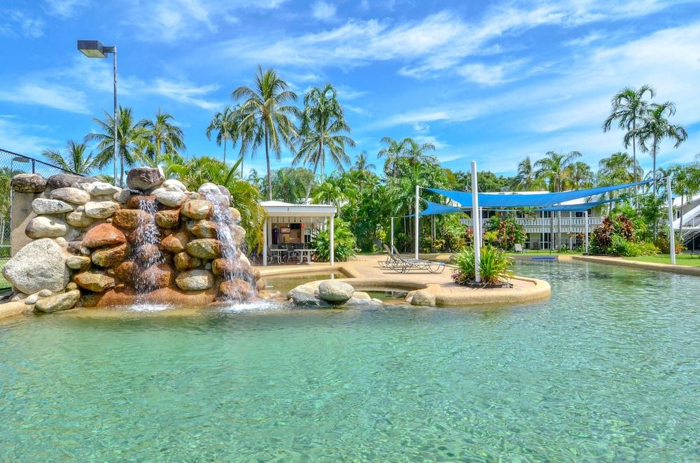 Nimrod Resort Apartments Port Douglas Exterior photo